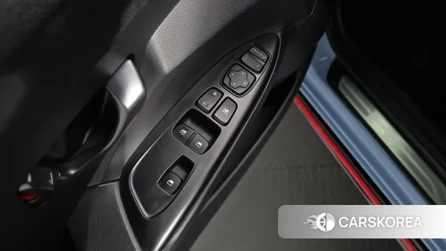 Hyundai Veloster (JS) id 3464919 из Кореи 8