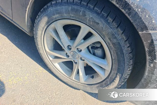 Buick Regal id 4207976 из Китая 8