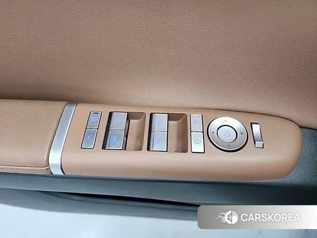 Hyundai Grandeur Hybrid (GN7) id 3437118 из Кореи 8