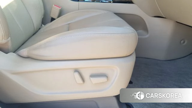 Kia The New Carnival id 4672672 из Кореи 8