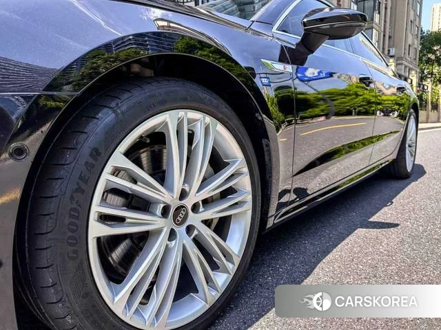 Audi A7L id 4341738 из Китая 8