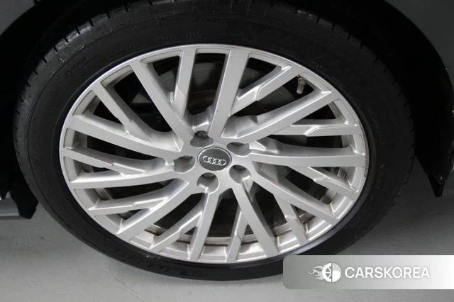 Audi A8 (D5) id 4702933 из Кореи 8