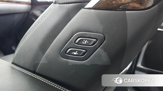 Genesis G90 id 4702906 из Кореи 8