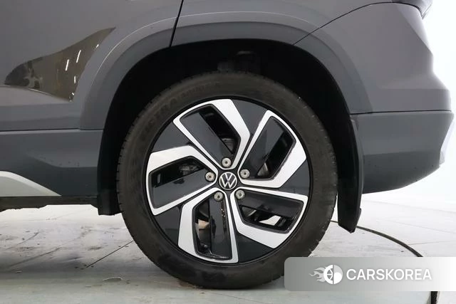 Volkswagen Tuyue id 4258471 из Китая 8