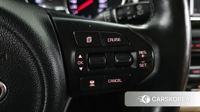 Kia All New Carnival id 3943114 из Кореи 8