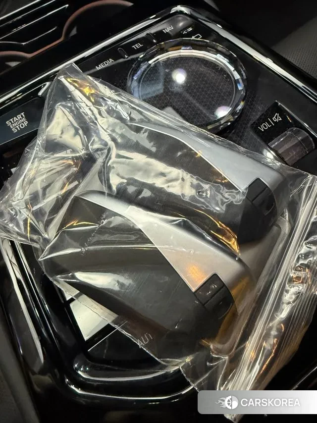 BMW 5 Series (G60) id 3609979 из Кореи 8