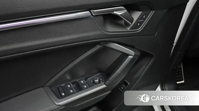 Audi Q3 (F3) id 3685203 из Кореи 8