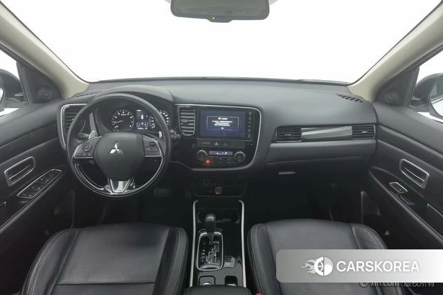 Mitsubishi  Outlander id 4210094 из Китая 8