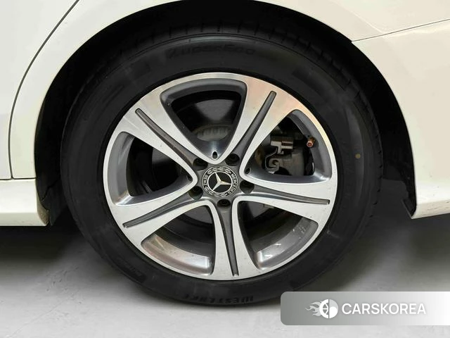 Mercedes-Benz Class C id 4341541 из Китая 8
