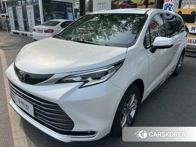 Toyota Saina id 4258042 из Китая 8