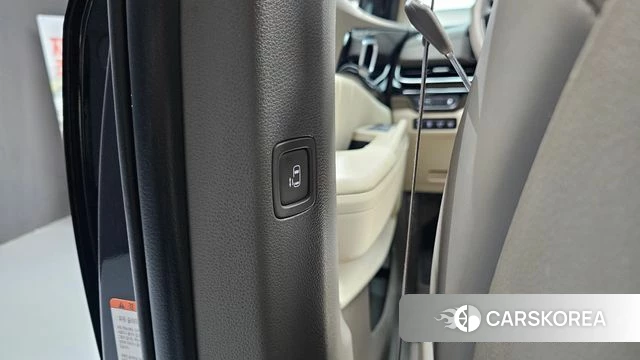 Kia The New Carnival 4th Generation id 4222515 из Кореи 8