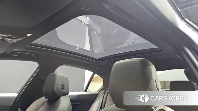 BMW 5 Series (G60) id 3725847 из Кореи 8