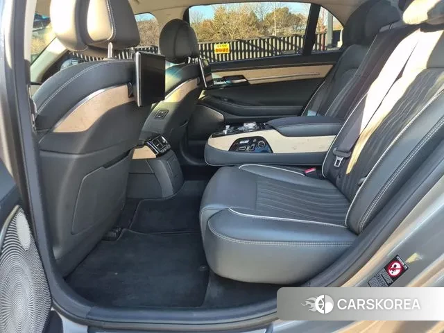 Genesis G90 id 3444657 из Кореи 8