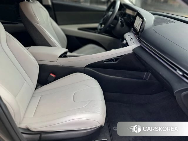 Hyundai Avante (CN7) id 3856477 из Кореи 8