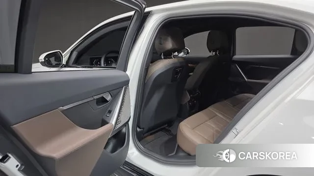 BMW 5 Series (G60) id 3512056 из Кореи 8