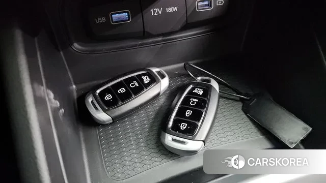 Hyundai Venue id 3478449 из Кореи 8