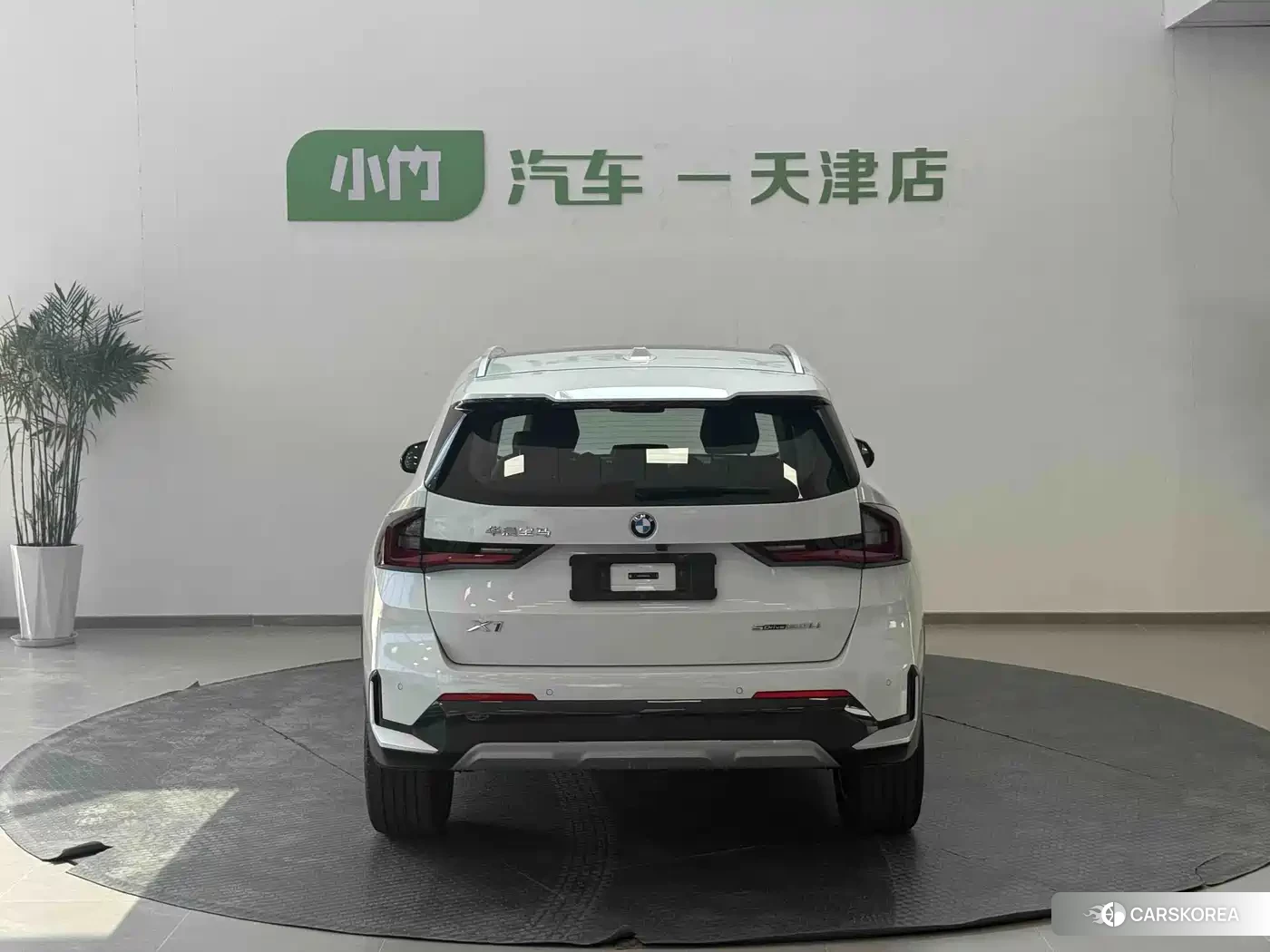 BMW X1 id 4669240 из Китая 8