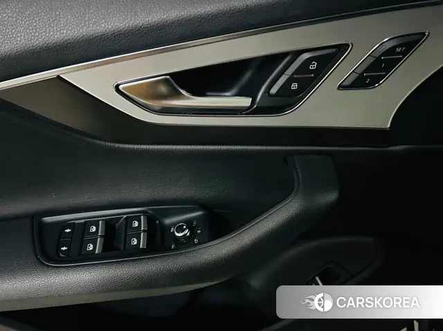 Audi Q7 (4M) id 3469522 из Кореи 8