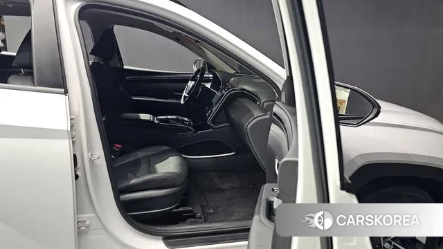 Hyundai Tucson (NX4) id 3008181 из Кореи 8