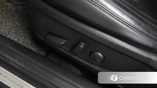 Hyundai Grandeur IG Hybrid id 4483348 из Кореи 8