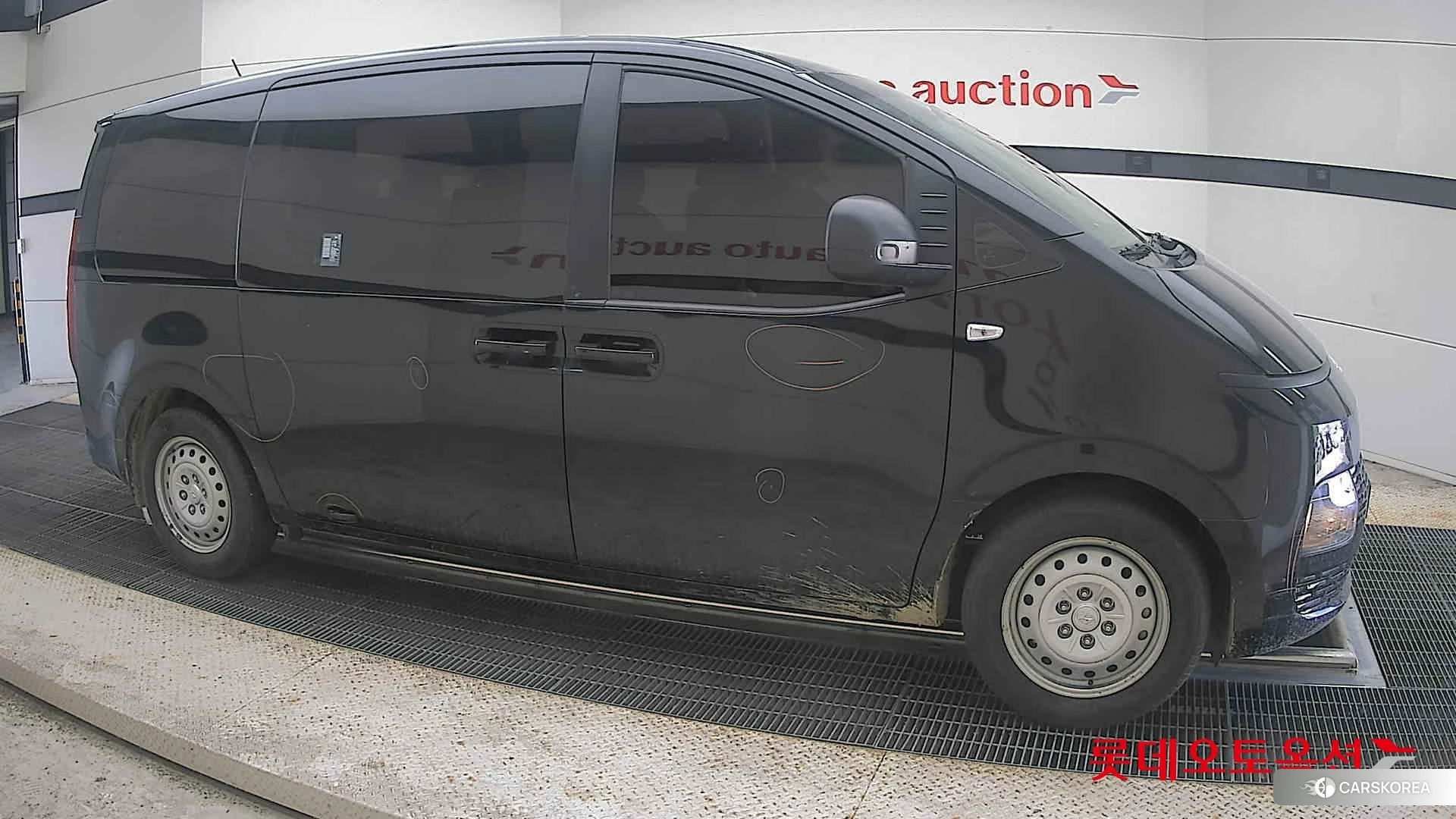 Hyundai Staria id 4679341 из Кореи 8