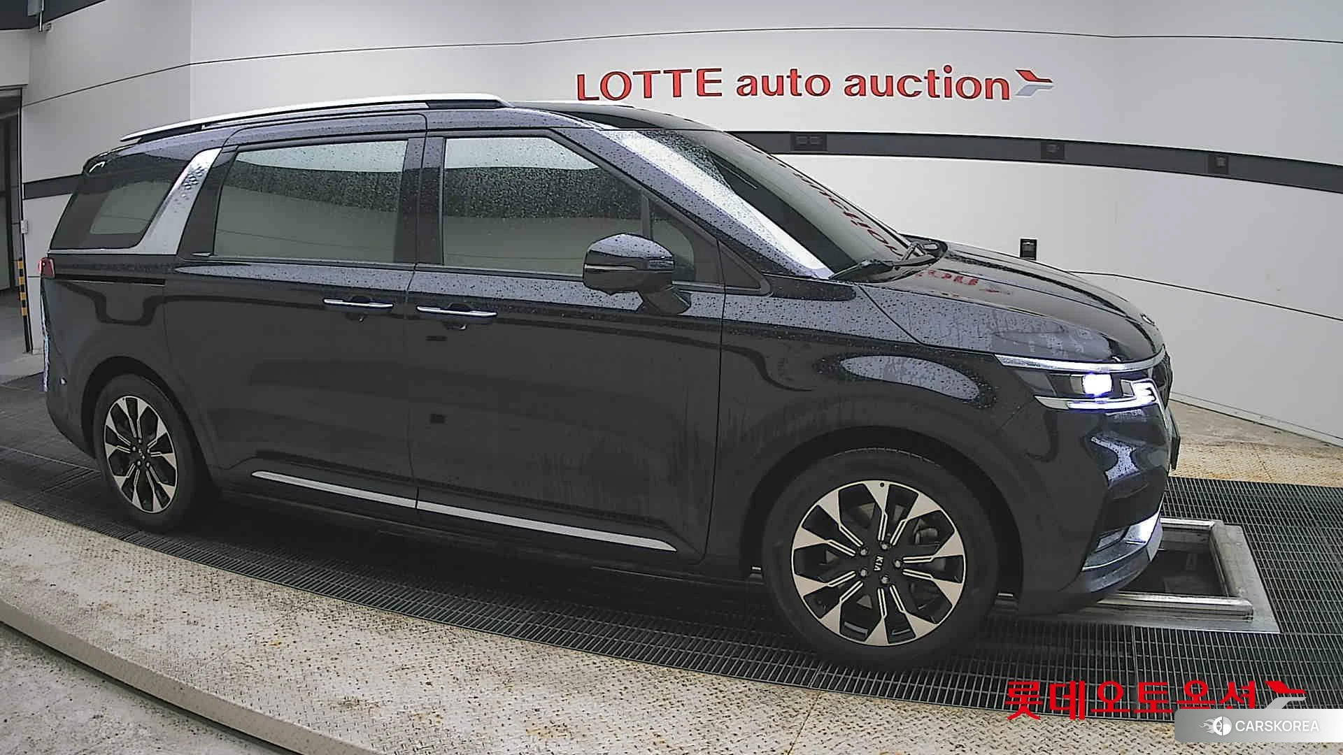 Kia Carnival id 4352411 из Кореи 8