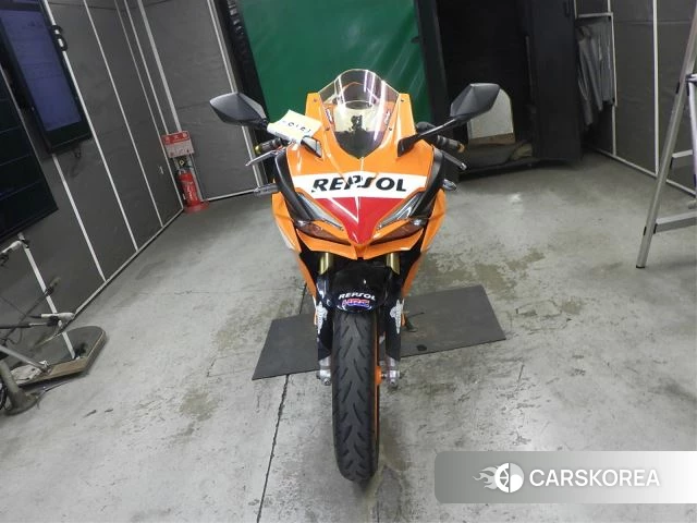 Honda CBR250RR id 3946992 из Японии 8