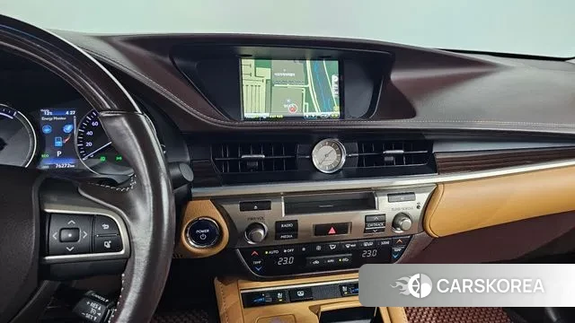 Lexus New ES300h id 3345347 из Кореи 8