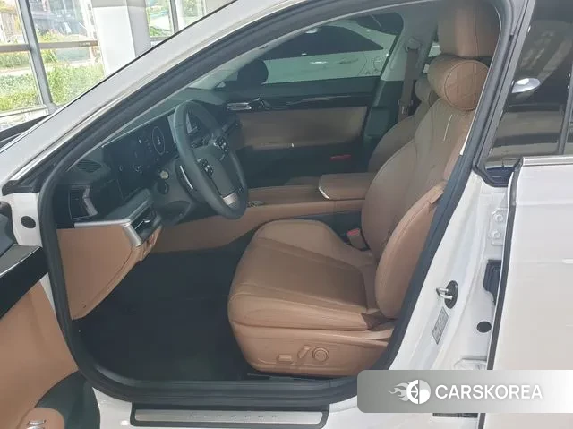 Hyundai Grandeur (GN7) id 3236662 из Кореи 8