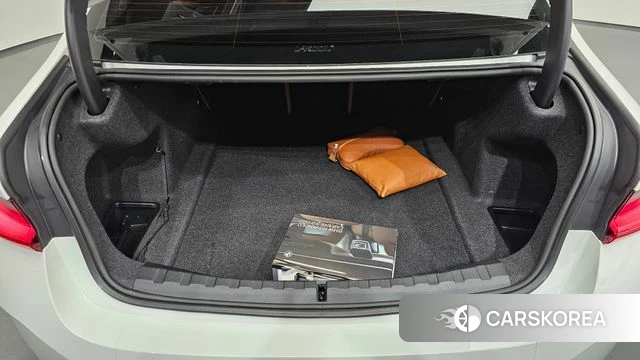 BMW 3 Series (G20) id 4292397 из Кореи 8