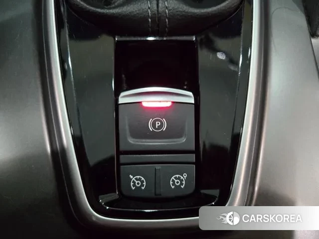 Renault Korea (Samsung) The New QM6 id 3746452 из Кореи 8