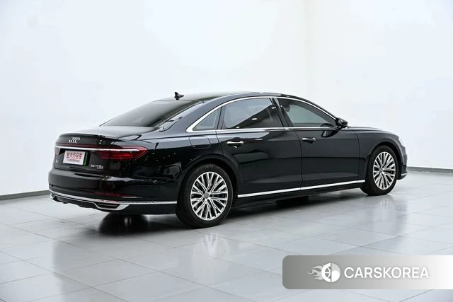 Audi A8 PHEV id 4298109 из Китая 8