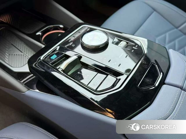 BMW i5 id 4273191 из Китая 8