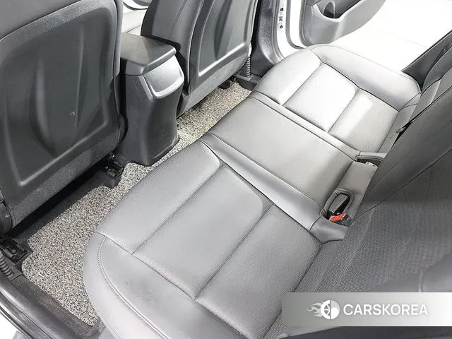 Hyundai The New Avante AD id 3573697 из Кореи 8