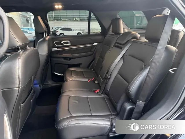 Ford Explorer id 3407936 из Кореи 8