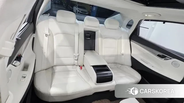 Hyundai The New Grandeur IG Hybrid id 3787334 из Кореи 8