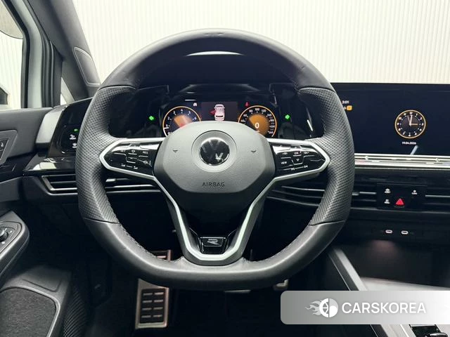 Volkswagen Golf id 4255889 из Китая 8