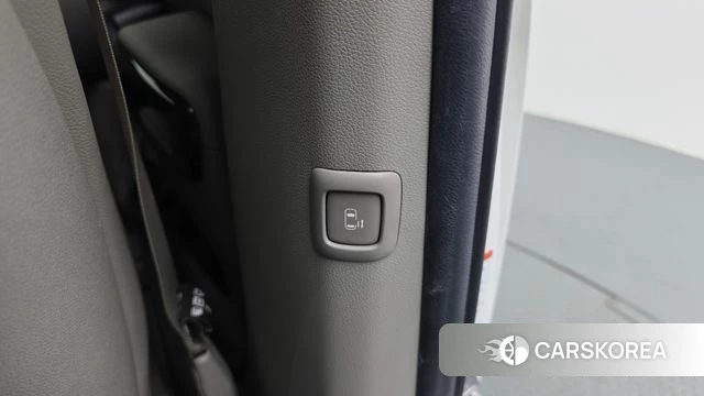 Kia The New Carnival id 4520349 из Кореи 8