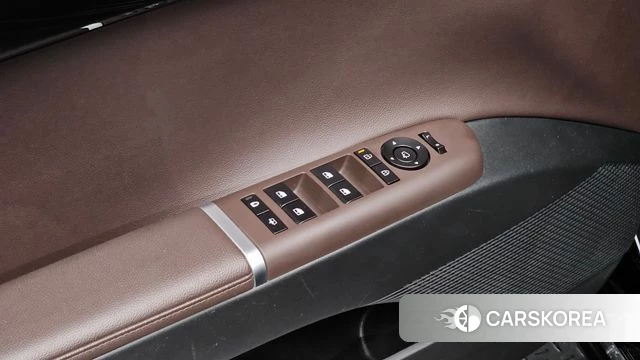 Hyundai Grandeur (GN7) id 4549327 из Кореи 8