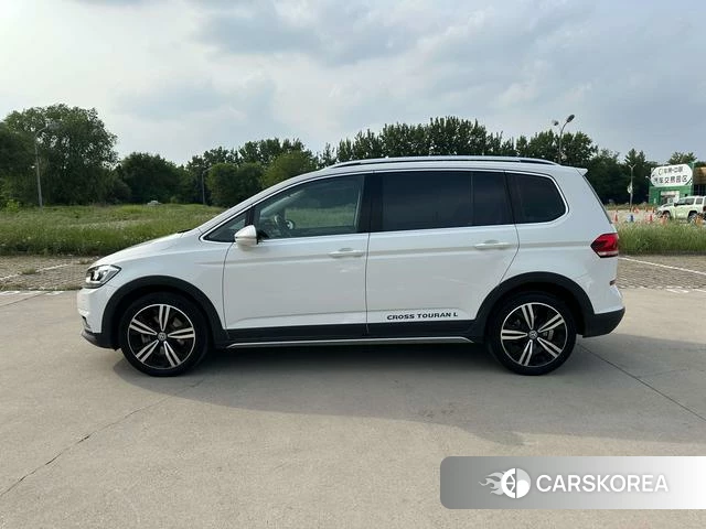 Volkswagen Touran L id 4359544 из Китая 8
