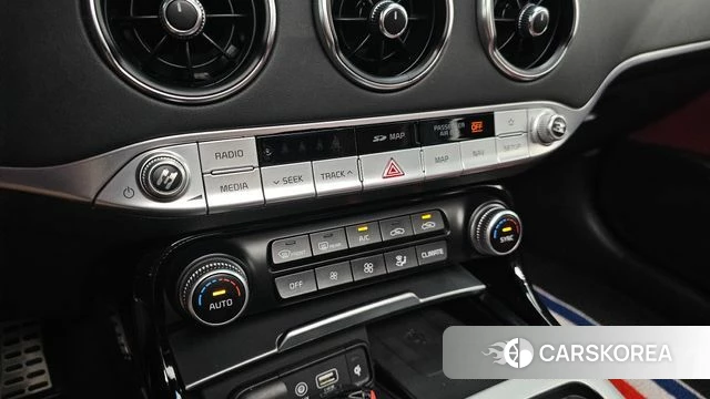 Kia Stinger id 4596144 из Кореи 8