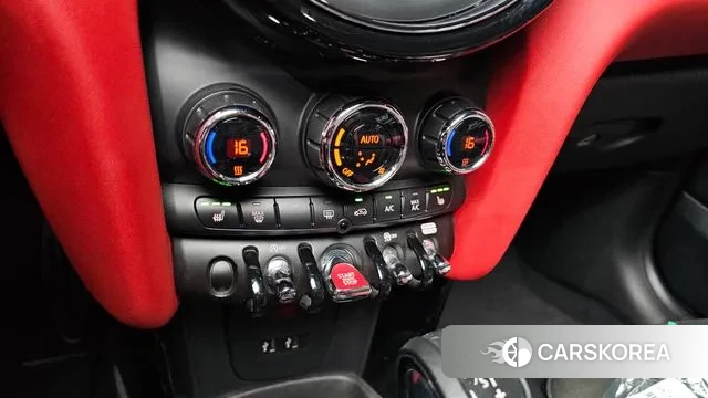 Mini Cooper S Convertible id 2941334 из Кореи 8