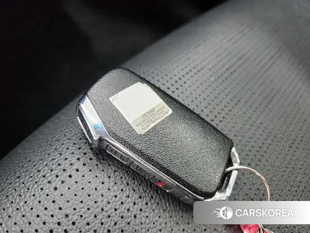 Kia Come New K3 id 3433646 из Кореи 8