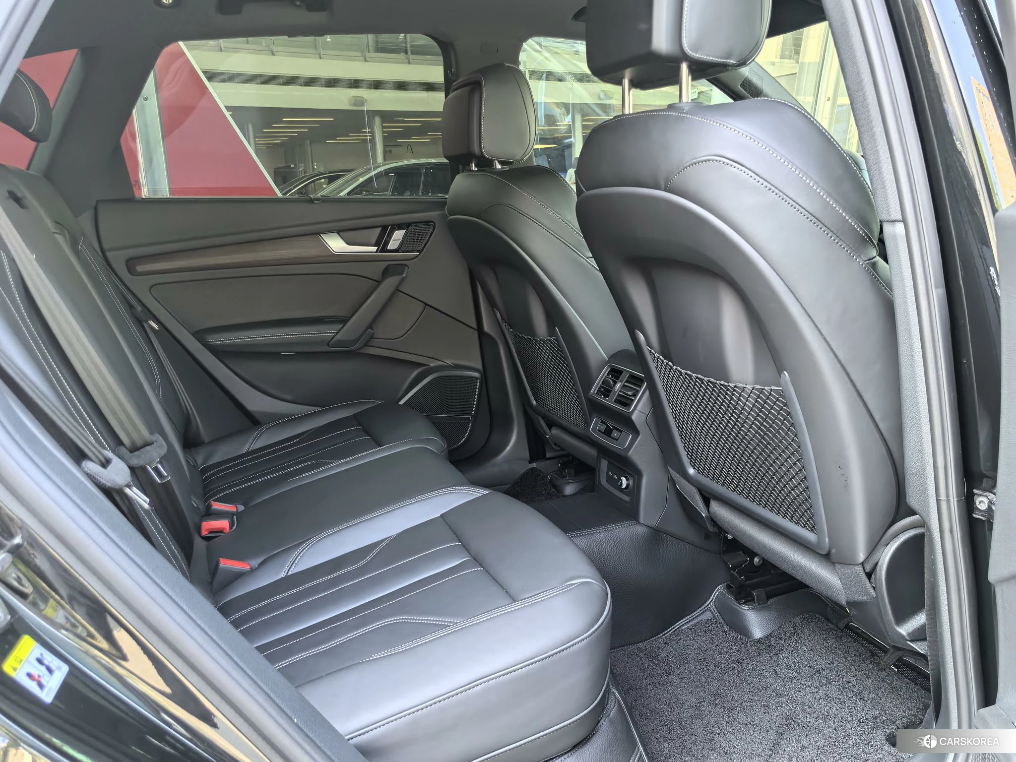 Audi Q5L id 4513570 из Китая 8