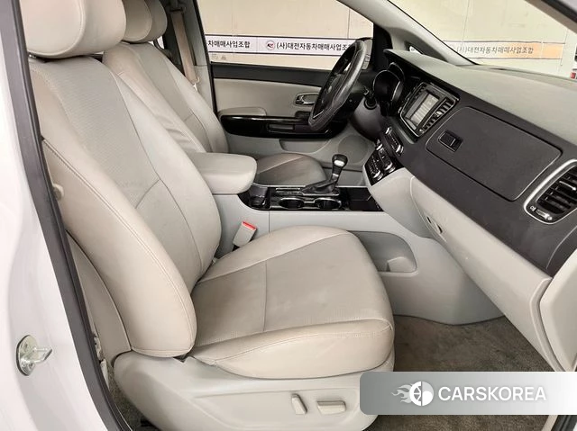 Kia The New Carnival id 4490957 из Кореи 8