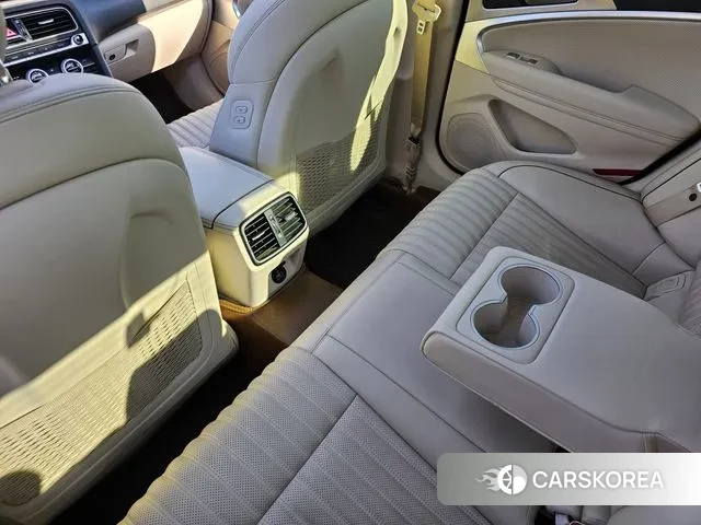 Genesis The New G70 id 3669132 из Кореи 8