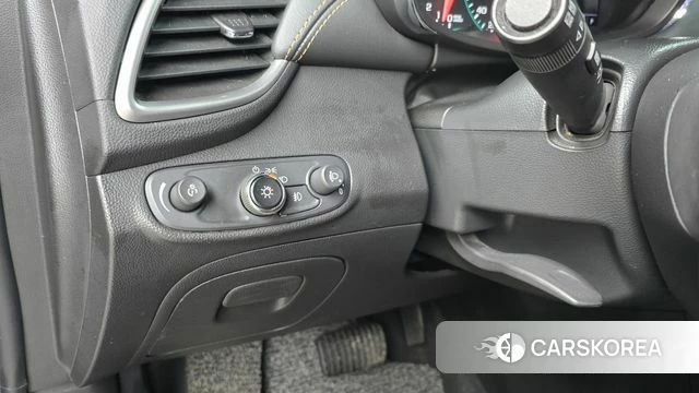 Chevrolet (GM Daewoo) The New Trax id 3698228 из Кореи 8