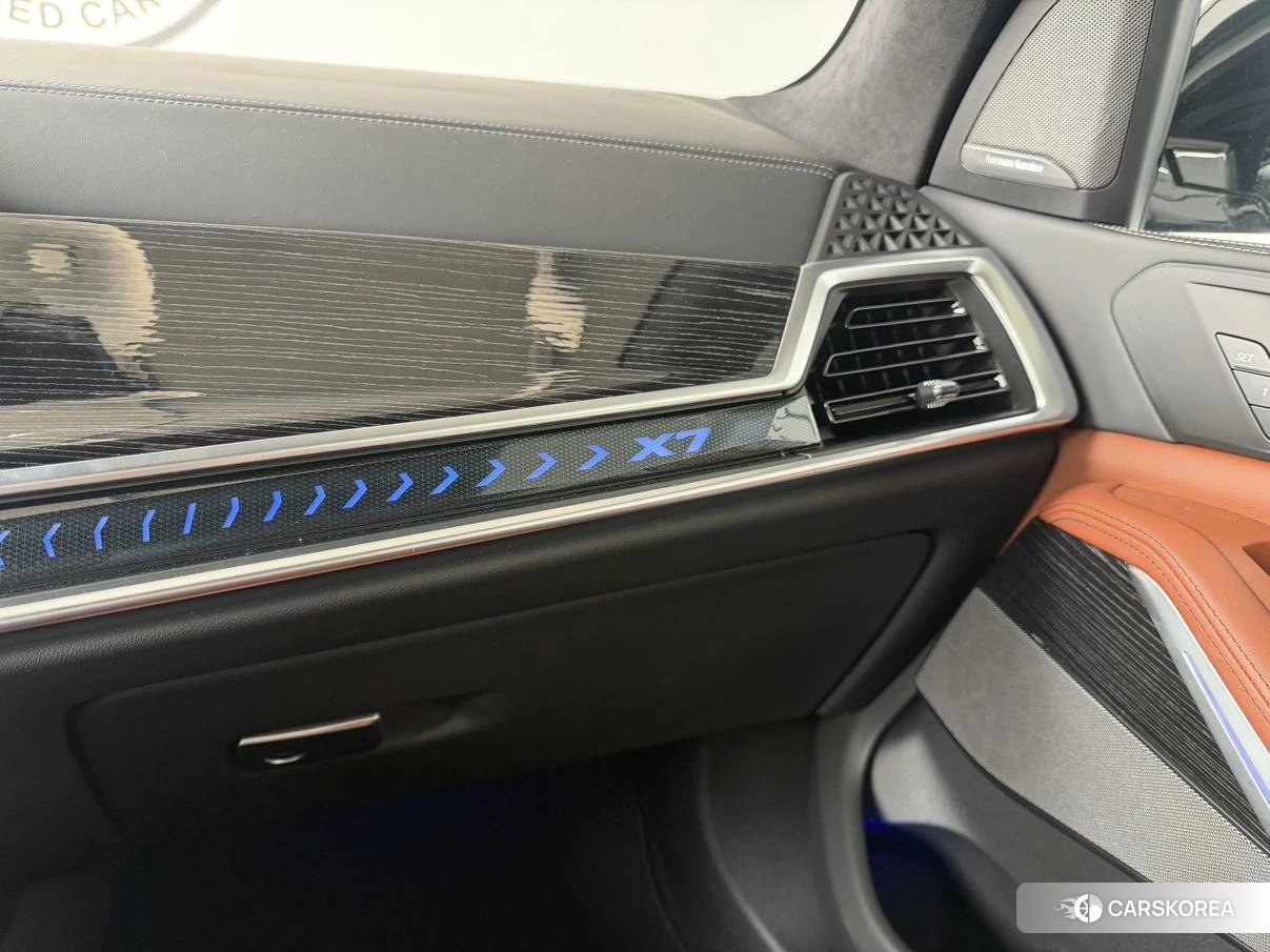 BMW X7 id 4440373 из Китая 8