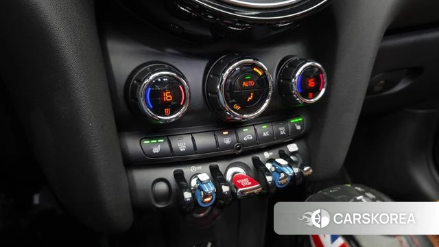 Mini Cooper S Convertible id 4339673 из Кореи 8