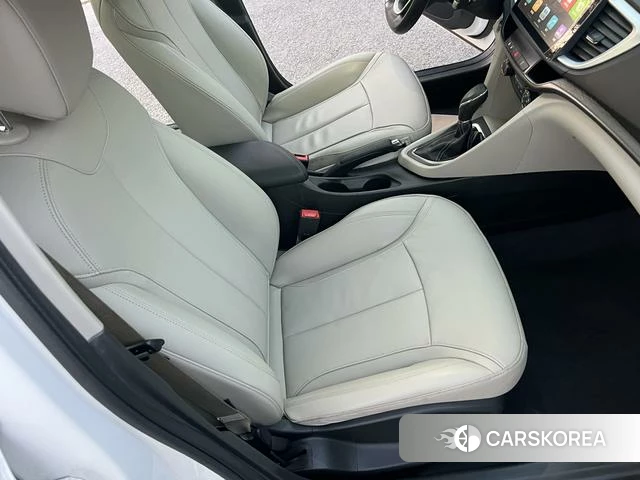Buick Yinglang id 4209604 из Китая 8